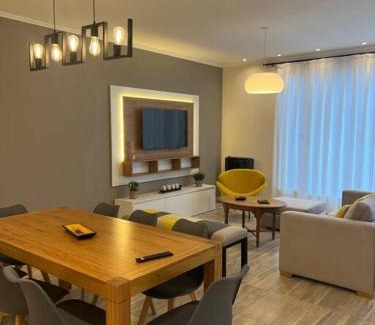 Esquel Villa | Casa del Alto, impecable, 3 dormitorios, 2 baños