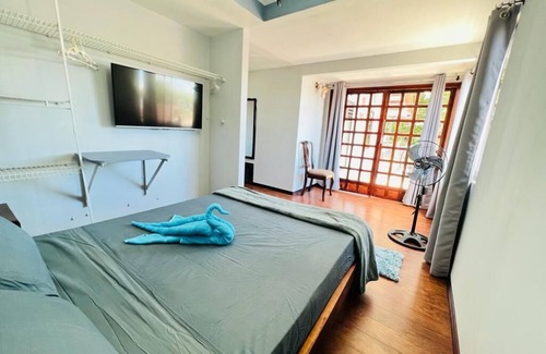 Escazu House | CASA DEL ARBOL ESCAZU