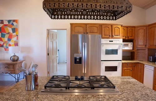 Agua Fria House | Casa del Artista - Spacious 3-bedroom house in delightful Santa Fe!