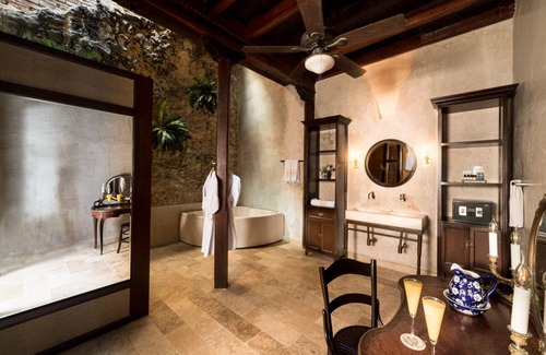 Centro Hotel | Casa del Arzobispado Hotel