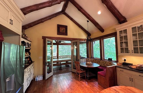 Glenville House | Casa Del Bosque