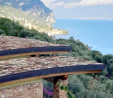 Villavetro House | Casa del Codirosso