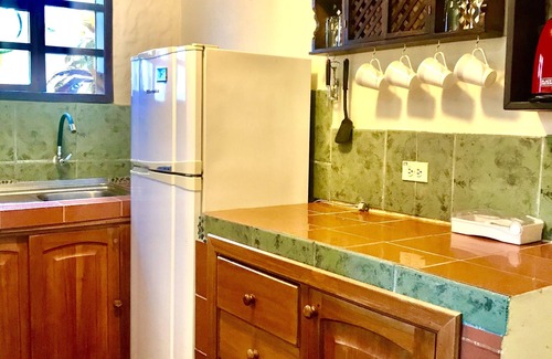 Bahia de la Academia Bed & Breakfast | Casa del Lago Lodging House