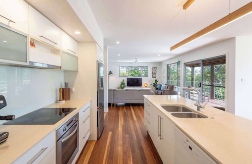 Wooloweyah House | Casa Del Lago - Oceanstays - Lakehouse