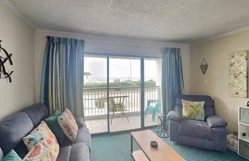 Galveston Apartment | Casa Del Mar 101 - Beachfront Resort
