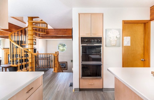 Tierra Del Mar House | Casa Del Mar #171 Steps to beach, spacious, big decks family home.