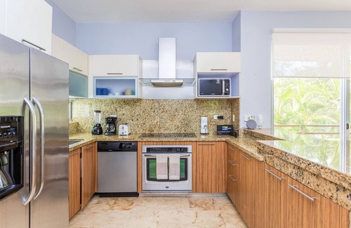 Zazil-ha Apartment | Casa del Mar by Stella Rentals