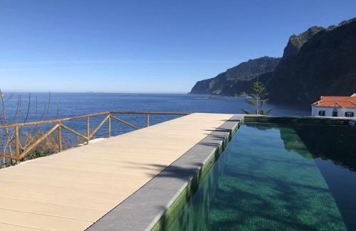 Ponta Delgada Villa | Casa Del Mar- Wonderfull Sea Views & Swimming Pool