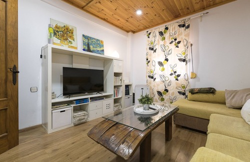 Algeciras Ski Chalet | Casa Del Olivo - Two Bedroom Chalet, Sleeps 2