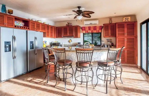 Puerto Morelos Villa | Casa Del Sol BEACHFRONT 7 Bedrm Villa, Infinity Pool, Sleeps 12-16 Option: 5 Rms