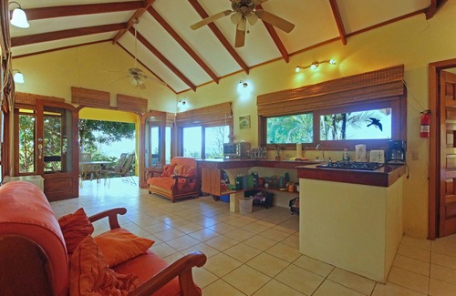 Pavones House | Casa del Sol - Quiet Wildlife Paradise with Fantastic Ocean Views