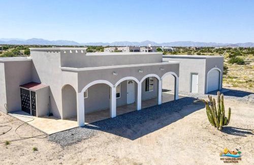 El Dorado Ranch House | Casa Desert Rose