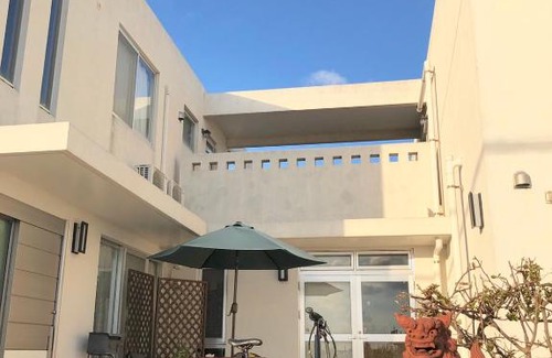 Taira House | Casa di Bravo