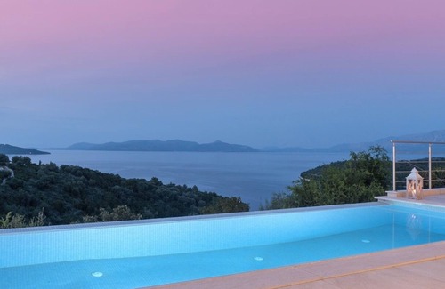 Spartochori Villa | Casa di Maura - Four Bedroom Villa, Sleeps 6