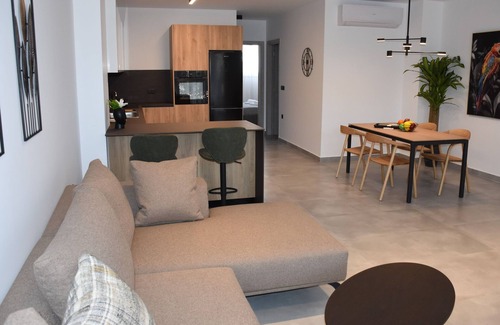 Paradisi Apartment | Casa di Pino B in Paradisi Square near Airport