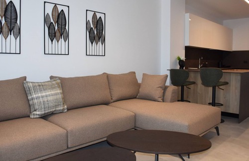 Paradisi Apartment | Casa di Pino B in Paradisi Square near Airport