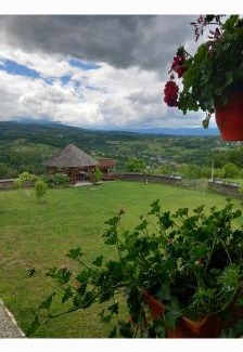 Calinesti House | Casa din Deal