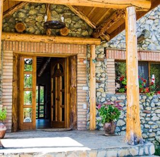 Perisani House | Casa din Piatra