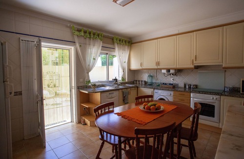 Pera House | Casa do Lagar - beautiful townhouse near Algarve beaches in Village Center