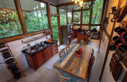 Paraty Cottage | Casa do Lenhador, Durma ao som da Cachoeira!
