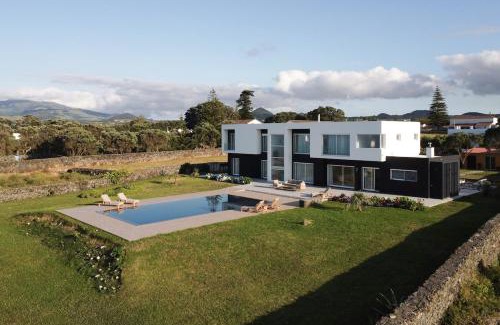 Ribeira Grande Villa | Casa do Mar - North Coast Ocean Views
