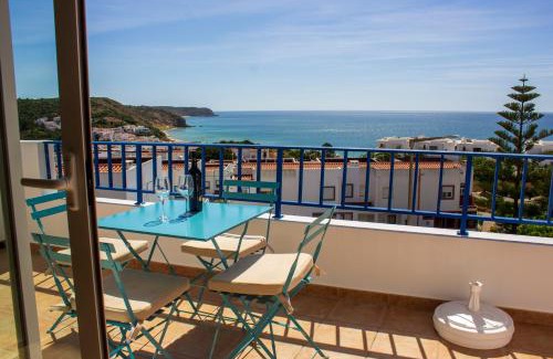 Salema House | Casa do Mar