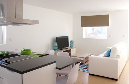 Barra House | Casa do Mar with direct access to the beach