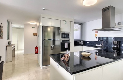 Arco da Calheta House | Casa do Mel by LovelyStay