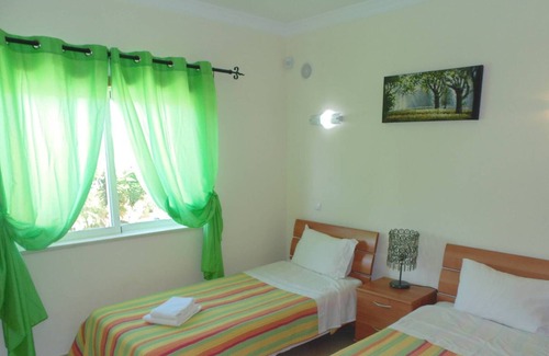 Chinicato Villa | Casa Do Milagre, 2 Bedroom Villa with Pool in a lovely location, Lagos. 6396/AL