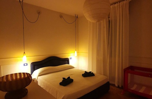 Old Town Apartment | Casa Dolce home in the Accademia area