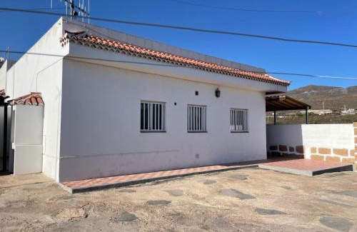 Buzanada House | Casa Don Daniel