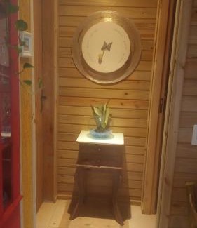 Rio Vermelho Norte House | Casa dos fundos com estacionamento