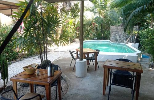 Canton Parrita Bed & Breakfast | Casa el Colibrí