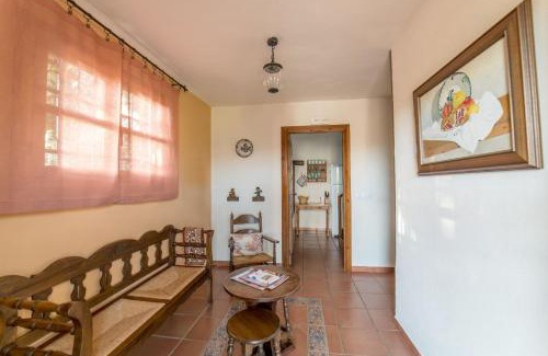 Durcal House | Casa El Laurel Für 4 Personen Und 2 Kinder