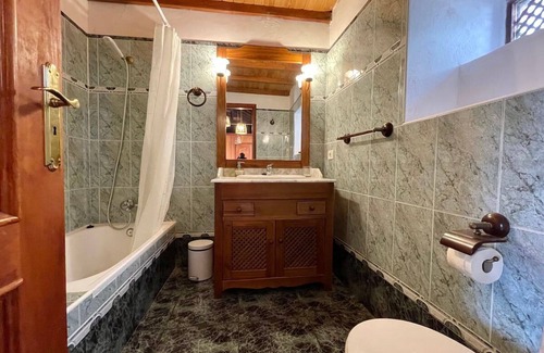 Hermigua Apartment | Casa El Patio - Rustic studio