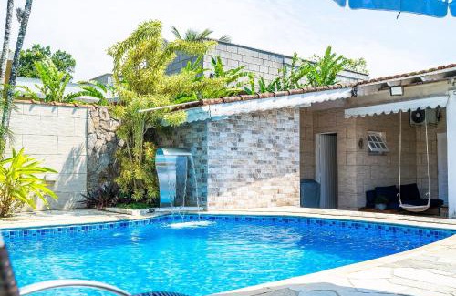 Boraceia House | Casa em condomínio fechado com piscina