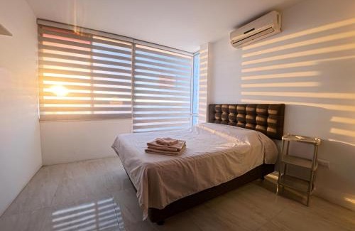 Manta Villa | Casa en Manta con piscina junto a la PLAYA
