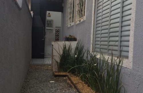 Enseada House | Casa Enseada, Prainha, Praia Grande prox mar com 2 ar split