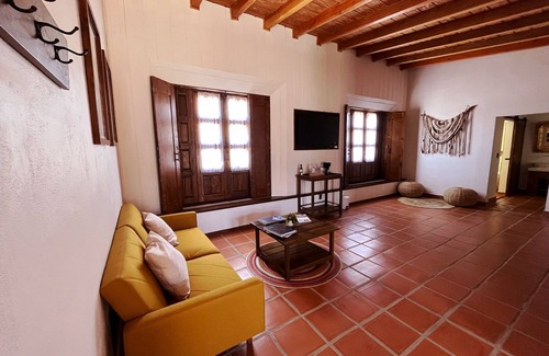 Valle de Guadalupe Hotel | Casa Entrevez