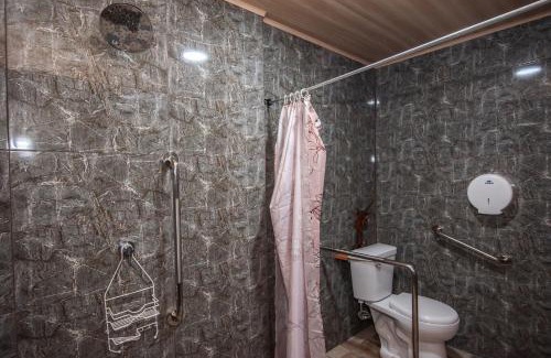 Tarcoles Apartment | Casa equipada, piscina privada, rancho, 14 huéspedes