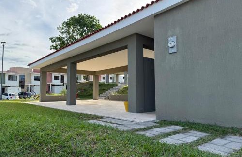 El Palmar House | Casa Esmeralda - Full AC y Lavanderia