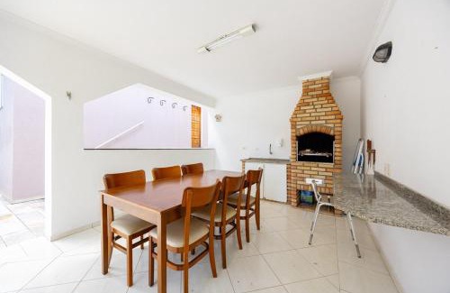 Independencia House | Casa Espaçosa com piscina e área gourmet