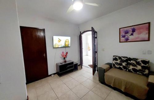 Jardim Nautilus House | Casa Espaçosa 3 Quartos Sala Cozinha e Churrasqueira