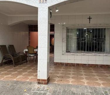 Centro House | Casa espaçosa 6 min da praia