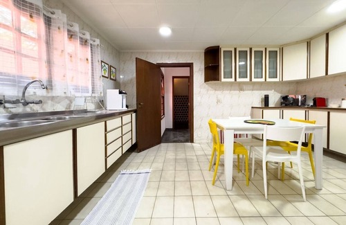 Carapicuiba House | Casa espaçosa na Granja Viana