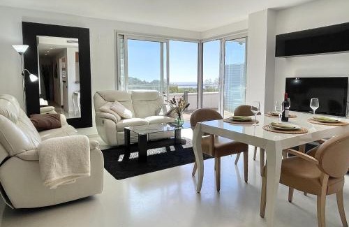 Sant Pere de Ribes Apartment | Casa espaciosa con piscina, aire acondicionado y jardín cerca de la playa de Vilanova - ES-332-9