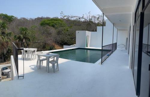 Puerto Angel Hotel | Casa Esperanza