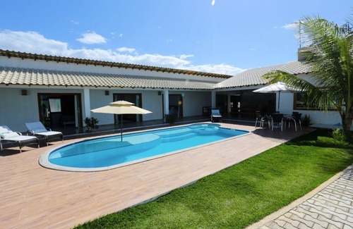 Prado House | Casa Espetacular c piscina 80m da PRAIA