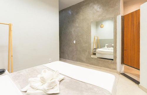 Portal da Ferradura Apartment | Casa Estilo Industrial em Búzios