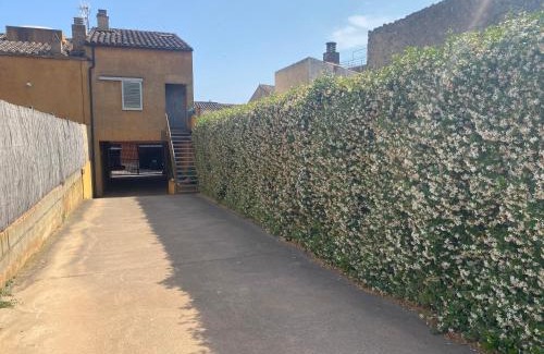 Palafrugell Apartment | Casa familiar duplex y parking gratis